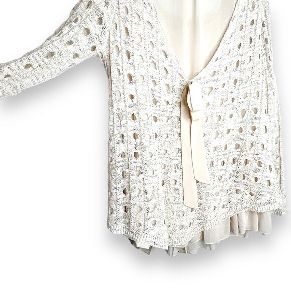 A'reve Chiffon And Lace Romantic Cream Blouse With Ruffled Insert Size M/L - Picture 3 of 8